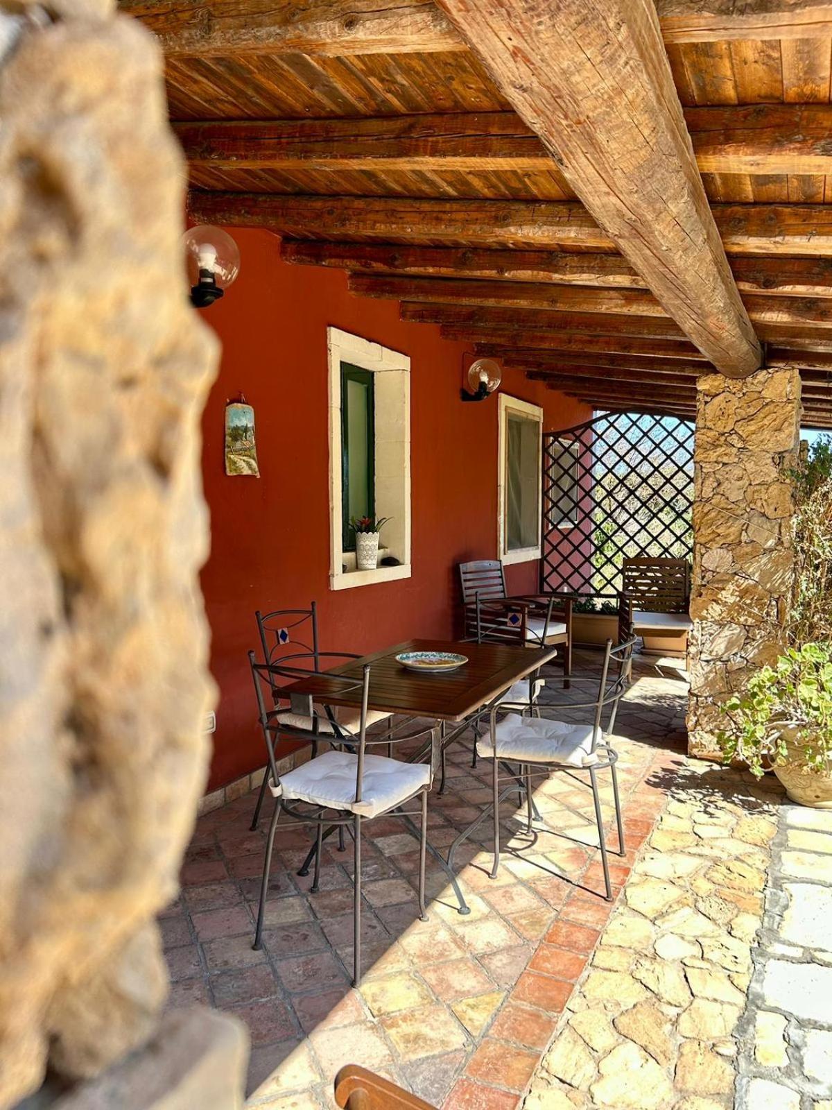 Case Di Loco Castro Agnone Bagni Exterior photo