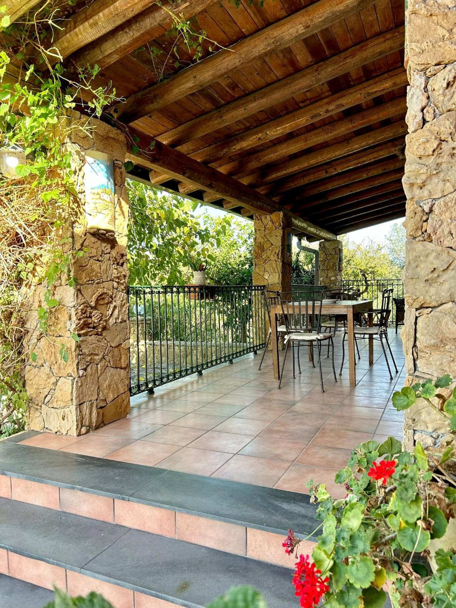 Case Di Loco Castro Agnone Bagni Exterior photo